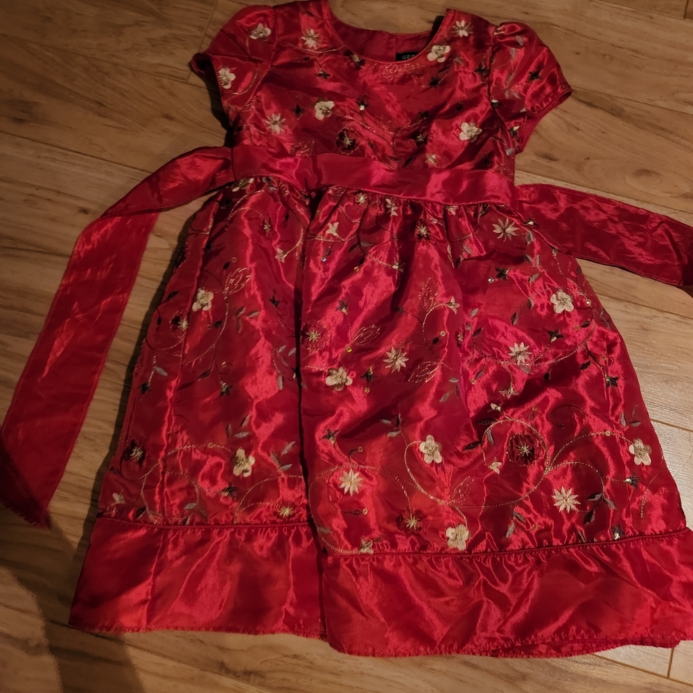 Girls size 8 dress
